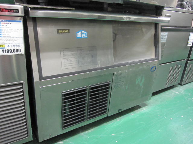 厨房機器 サンヨー85kg製氷機 SIM-S87U