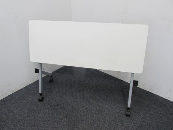 イトーキ サイドスタックテーブル THP-124X1-W9 サイドスタックテーブル THP-124X1-W9