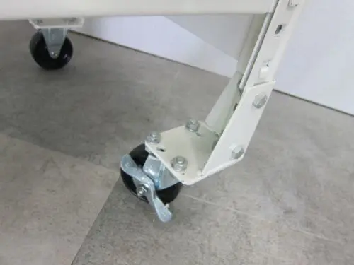 オカムラ キャスター付き軽量棚  キャスター付き軽量棚 