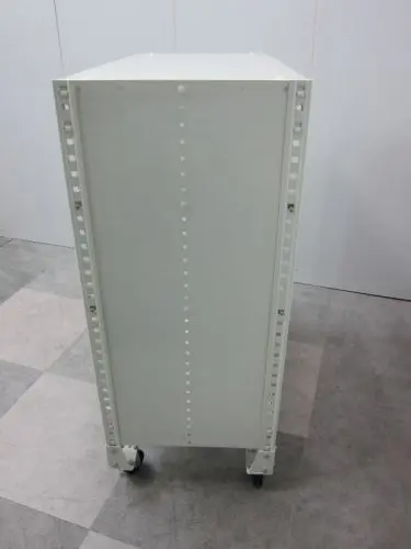 オカムラ キャスター付き軽量棚  キャスター付き軽量棚 