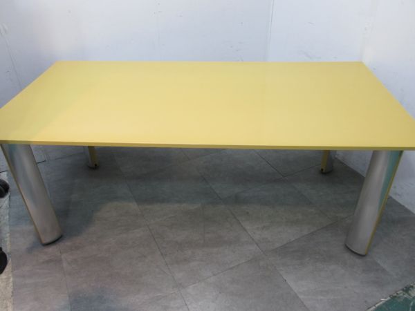 コクヨ 1800ミーティングテーブル WTT-W150T67 1800ミーティングテーブル WTT-W150T67