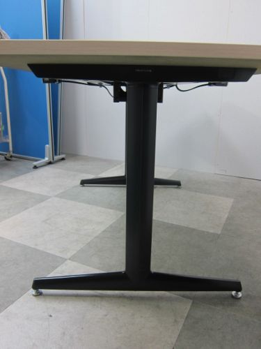 オカムラ 1550ミーティングテーブル MC625H MX61 1550ミーティングテーブル MC625H MX61