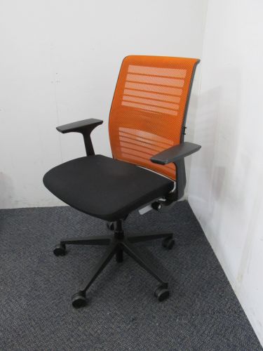 Steelcase/スチールケース 肘付きシンクチェア A2913-1/Think 肘付きシンクチェア A2913-1/Think