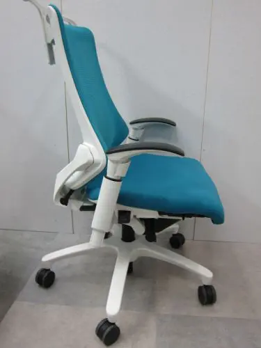 イトーキ ハンガー・肘付きエフチェア KF-370JBH-W9A3 ハンガー・肘付きエフチェア KF-370JBH-W9A3