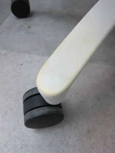 イトーキ ハンガー・肘付きエフチェア KF-370JBH-W9A3 ハンガー・肘付きエフチェア KF-370JBH-W9A3