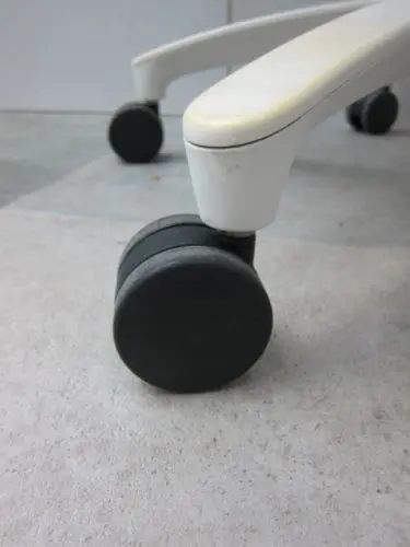 イトーキ ハンガー・肘付きエフチェア KF-370JBH-W9A3 ハンガー・肘付きエフチェア KF-370JBH-W9A3