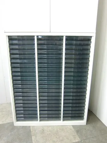 オカムラ A4クリアケース・両開き上下書庫 4H312Y ZA75 A4クリアケース・両開き上下書庫 4H312Y ZA75