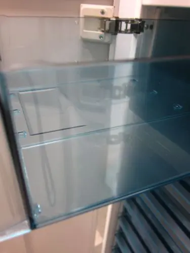 コクヨ 扉付きA4クリアケース・両開き上下書庫 BWUH-SU59SAWN 扉付きA4クリアケース・両開き上下書庫 BWUH-SU59SAWN