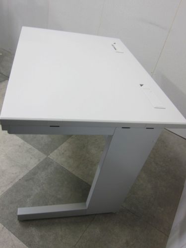 ウチダ 1000平デスク フィードシリーズ 1000平デスク フィードシリーズ