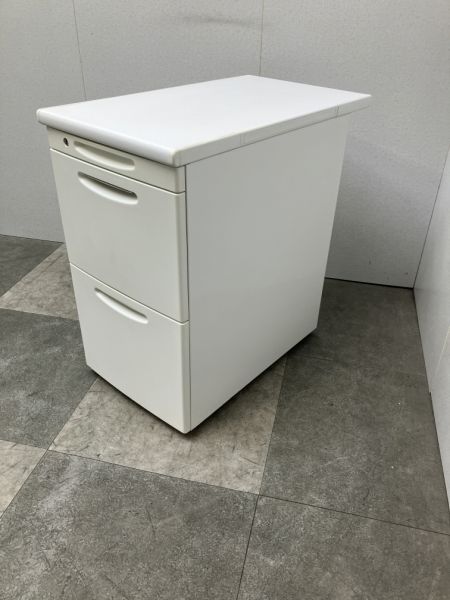 オカムラ 脇机 DS33VI ML76 脇机 DS33VI ML76