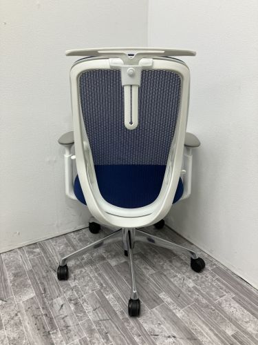 オカムラ 可動肘付シルフィーチェア C686BZ FMP3 可動肘付シルフィーチェア C686BZ FMP3