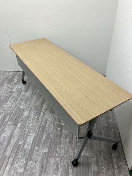 イトーキ 1800サイドスタックテーブル THP-186X1-98 1800サイドスタックテーブル THP-186X1-98