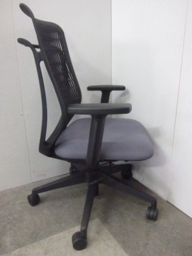 ウチダ 肘付きAJチェア  肘付きAJチェア 