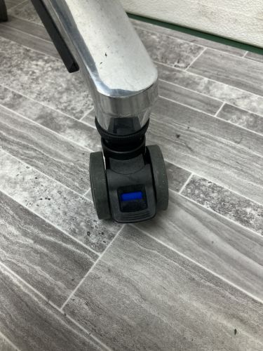 コクヨ コンフェスト1800サイドスタックテーブル KTT-1300BMAW コンフェスト1800サイドスタックテーブル KTT-1300BMAW