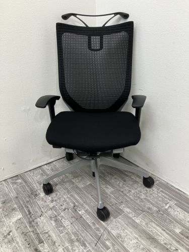 オカムラ 可動肘付バロンチェア  可動肘付バロンチェア 