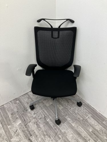 オカムラ 可動肘付バロンチェア  可動肘付バロンチェア 