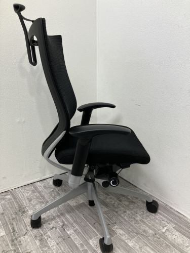 オカムラ 可動肘付バロンチェア  可動肘付バロンチェア 