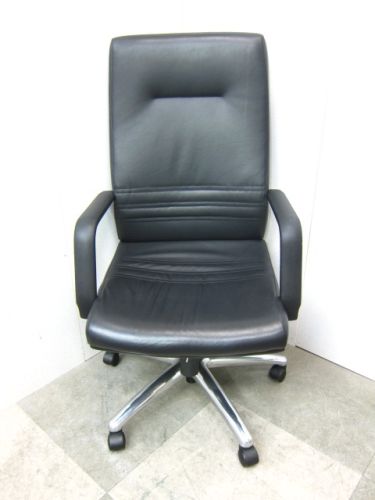 イトーキ エグゼクティブチェア KWC-105LA-Z9 T1 エグゼクティブチェア KWC-105LA-Z9 T1