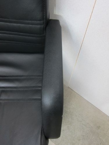 イトーキ エグゼクティブチェア KWC-105LA-Z9 T1 エグゼクティブチェア KWC-105LA-Z9 T1