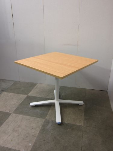 コクヨ 800角テーブル XYT-TFT88MC1 800角テーブル XYT-TFT88MC1