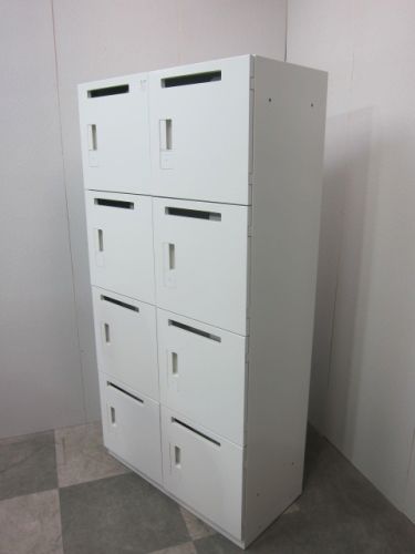 イトーキ 8人用パーソナルロッカー H2-M18908ST-W9 8人用パーソナルロッカー H2-M18908ST-W9