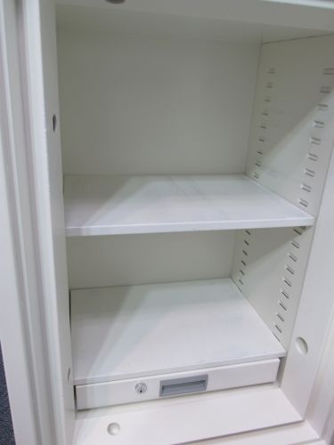 オカムラ 耐火金庫 FKH1BT ZA75 耐火金庫 FKH1BT ZA75