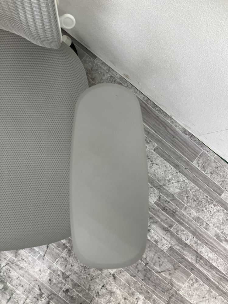 オカムラ 可動肘付シルフィーチェア C685XW FMP3 可動肘付シルフィーチェア C685XW FMP3