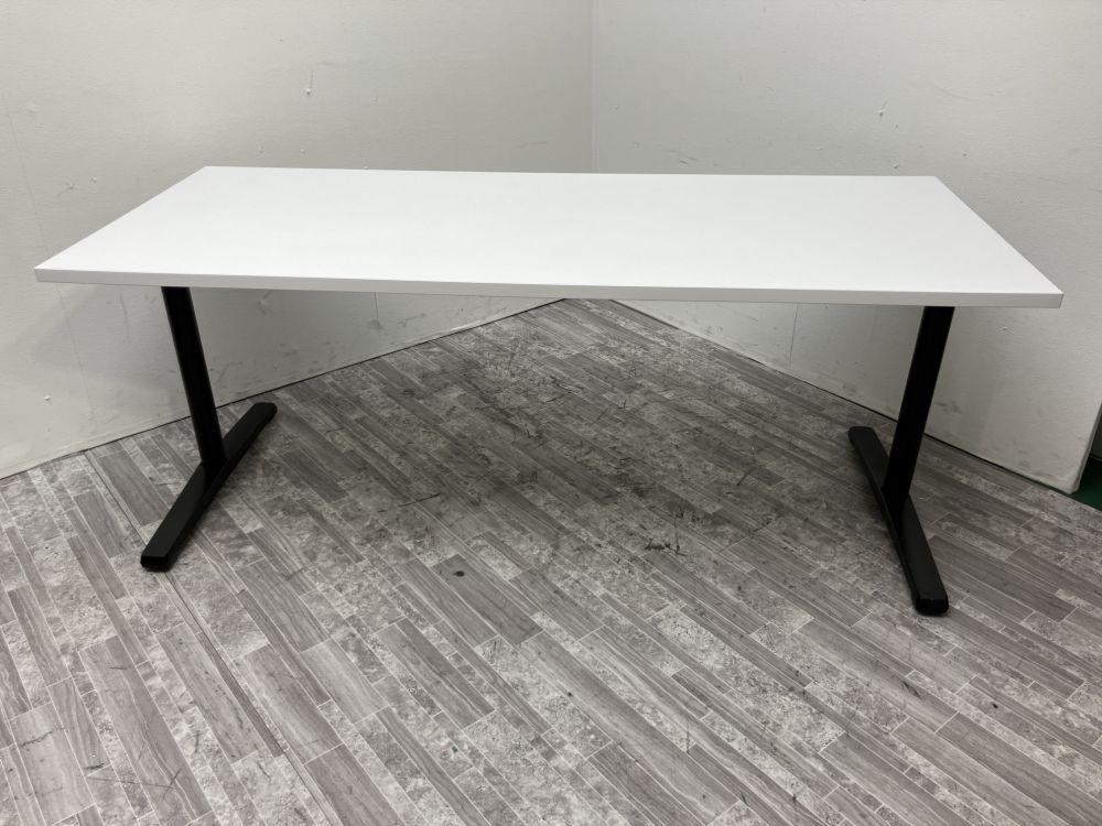 オカムラ 1800ミーティングテーブル 87AFAH MAS1 1800ミーティングテーブル 87AFAH MAS1