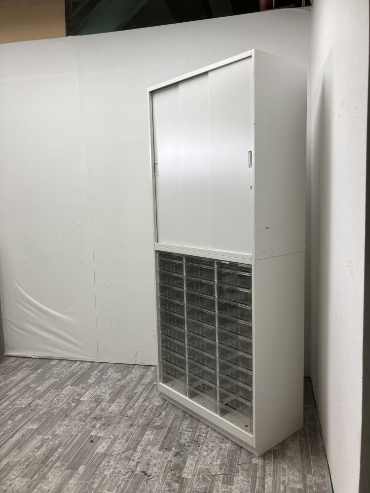 イトーキ A4クリアケース・3扉引違い上下書庫 HTM-109RSN-W9 HTM-109KAH-W9 A4クリアケース・3扉引違い上下書庫 HTM-109RSN-W9 HTM-109KAH-W9