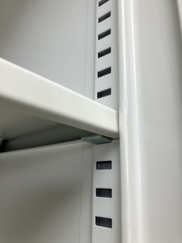 イトーキ A4クリアケース・3扉引違い上下書庫 HTM-109RSN-W9 HTM-109KAH-W9 A4クリアケース・3扉引違い上下書庫 HTM-109RSN-W9 HTM-109KAH-W9