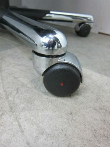 Vitra（ヴィトラ） 肘付フィグラチェア FIGURA 肘付フィグラチェア FIGURA