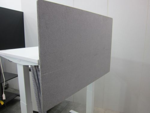 オカムラ デスクパネル付き電動昇降式1150平デスク 3S104P MG99 デスクパネル付き電動昇降式1150平デスク 3S104P MG99