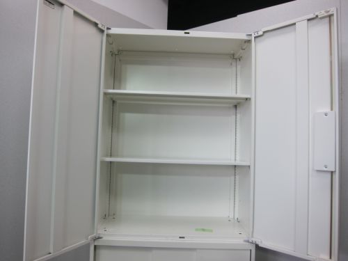 オカムラ 3扉スライド・両開き上下書庫 8VS161_8VS163 3扉スライド・両開き上下書庫 8VS161_8VS163