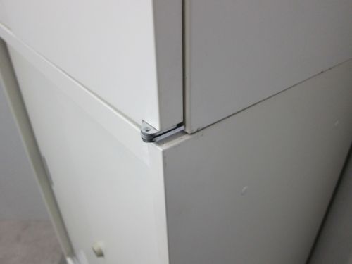 オカムラ 3扉スライド・両開き上下書庫 8VS161_8VS163 3扉スライド・両開き上下書庫 8VS161_8VS163