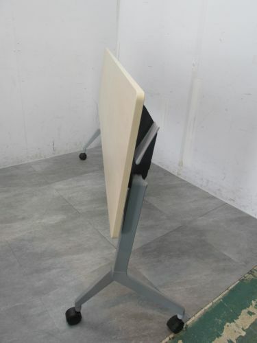 コクヨ 1800サイドスタックテーブル/リーフラインシリーズ KTT-1200 M10N 1800サイドスタックテーブル/リーフラインシリーズ KTT-1200 M10N