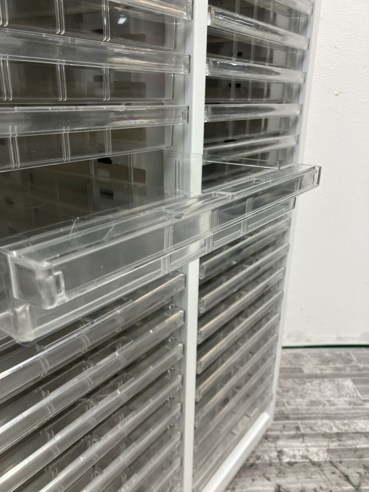 クロガネ 天板付きA4クリアケース書庫 white 天板付きA4クリアケース書庫 white