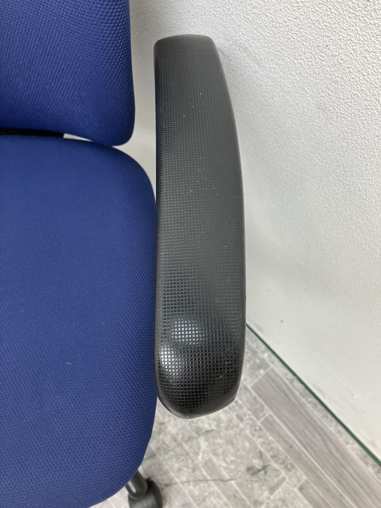 PLUS(プラス) 肘付プリセアチェア KC-K63SL 肘付プリセアチェア KC-K63SL