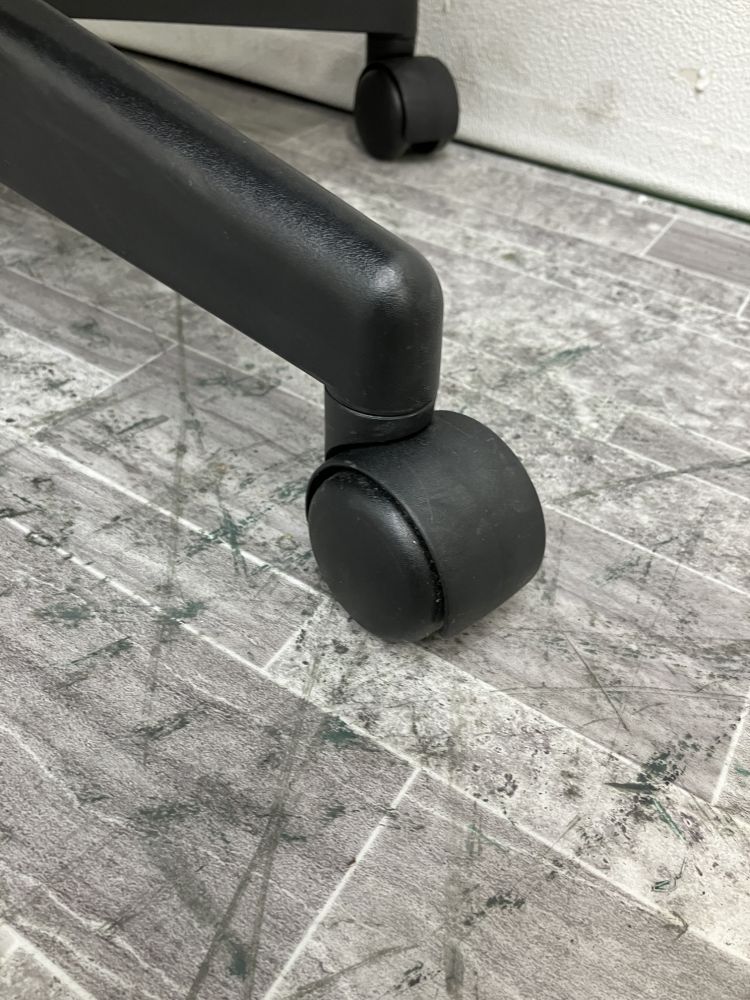 PLUS(プラス) 肘付プリセアチェア KC-K63SL 肘付プリセアチェア KC-K63SL