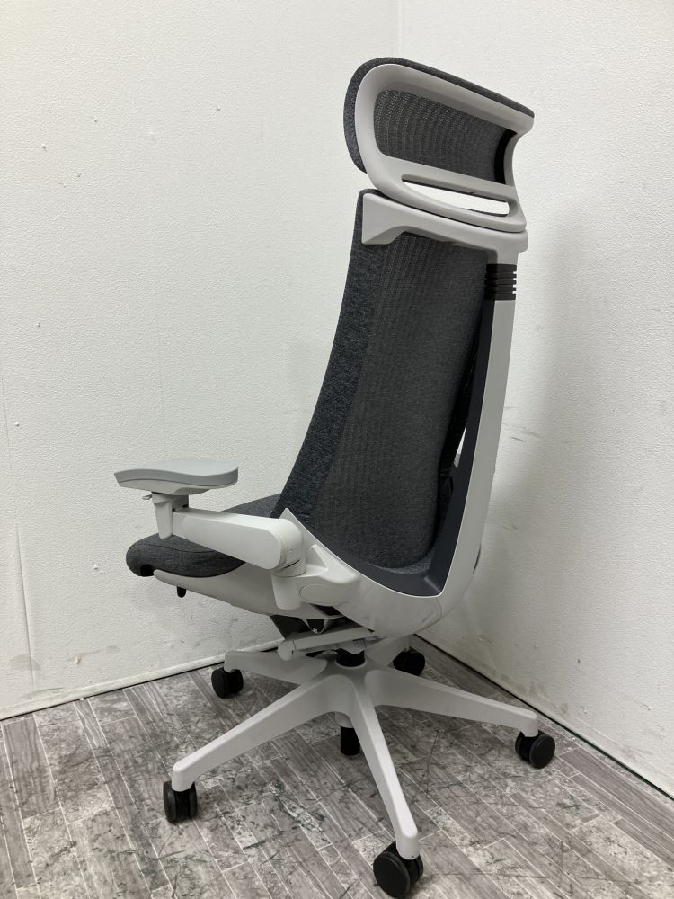 イトーキ ヘッドレスト付き可動肘付きアクトチェア KG-477JE-GNT3 ヘッドレスト付き可動肘付きアクトチェア KG-477JE-GNT3