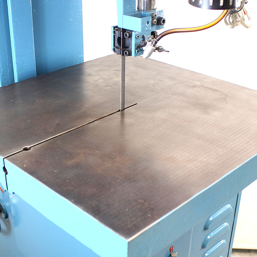 amada/アマダ　 　２００Vコンタマシーン　　 V-300 　２００Vコンタマシーン　　 V-300