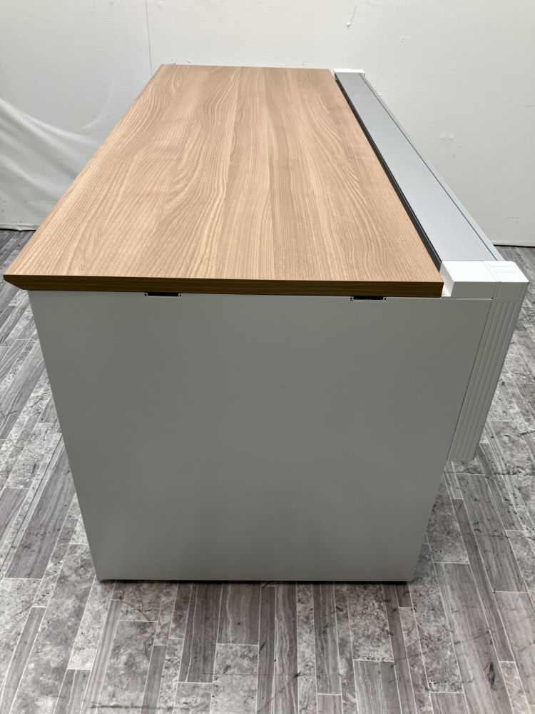 デスクコクヨ/ ワゴンイトーキ 1600平デスク＋ワゴン3点セット  1600平デスク＋ワゴン3点セット 