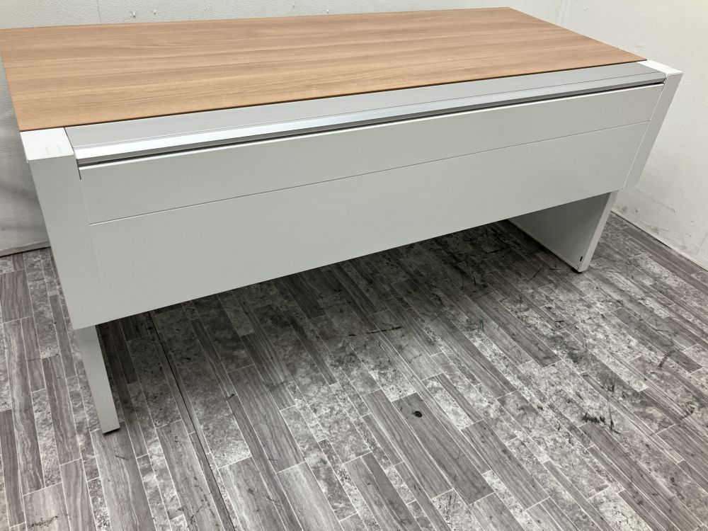 デスクコクヨ/ ワゴンイトーキ 1600平デスク＋ワゴン3点セット  1600平デスク＋ワゴン3点セット 