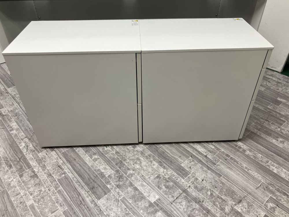 デスクコクヨ/ ワゴンイトーキ 1600平デスク＋ワゴン3点セット  1600平デスク＋ワゴン3点セット 