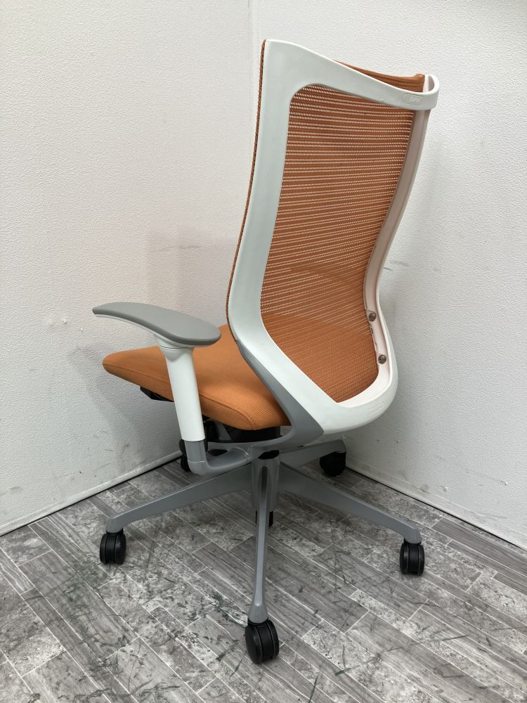 オカムラ 可動肘付バロンチェア CP85DW FDF8 可動肘付バロンチェア CP85DW FDF8