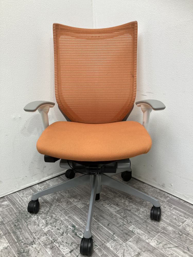 オカムラ 可動肘付バロンチェア CP85DW FDF8 可動肘付バロンチェア CP85DW FDF8