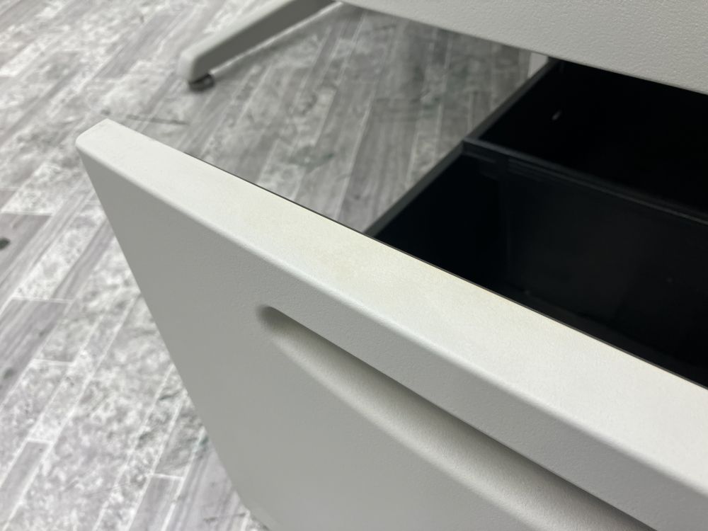 オカムラ 1000片袖デスク  1000片袖デスク 