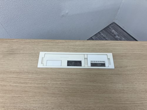 オカムラ 電動昇降式1150平デスク  電動昇降式1150平デスク 