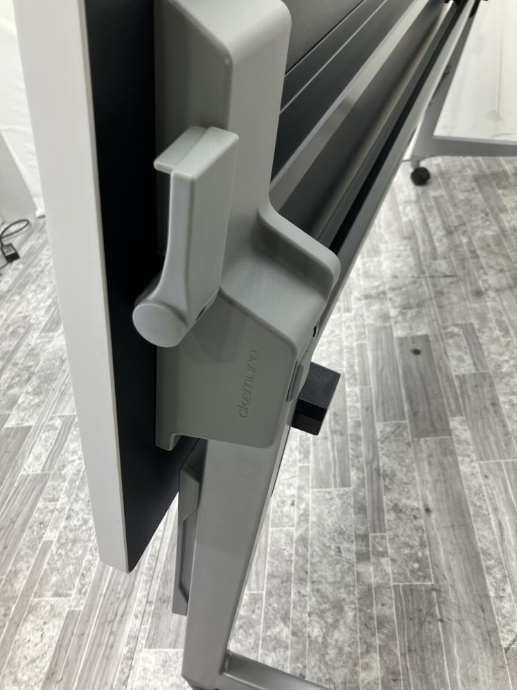 オカムラ 1800サイドスタックテーブル 81F2AA-MG99 1800サイドスタックテーブル 81F2AA-MG99