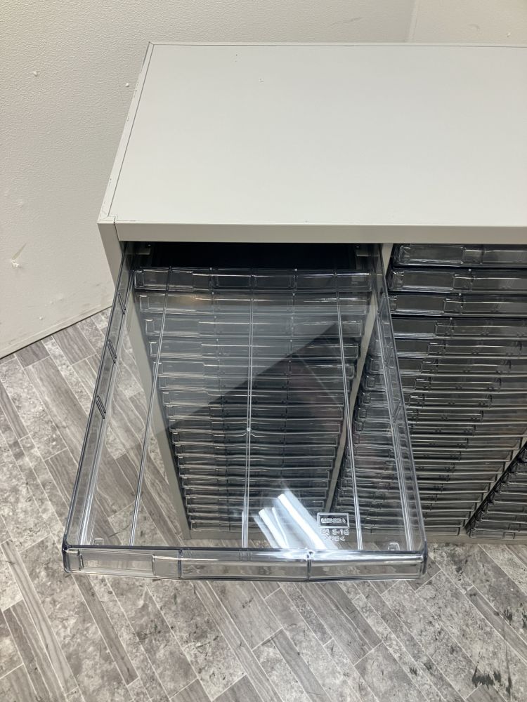 ウチダ B4クリアケース書庫 B4クリアケース書庫