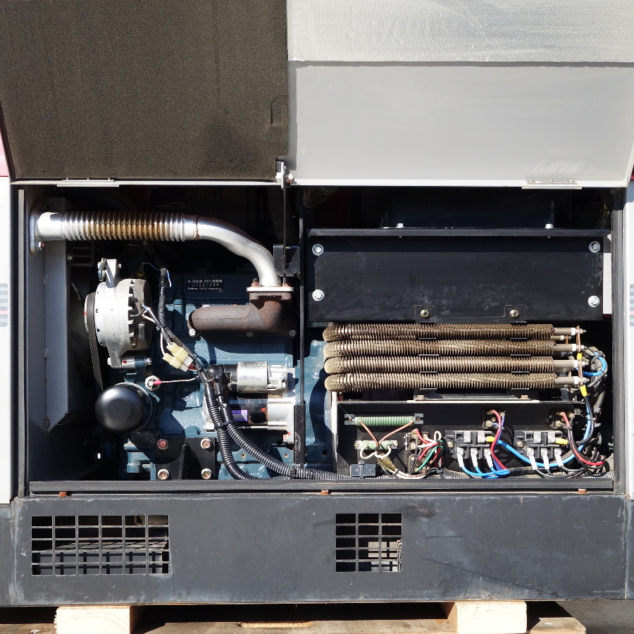  新ダイワshindaiwa　ディーゼルエンジンウェルダー　　 DGW310DMC 新ダイワshindaiwa　ディーゼルエンジンウェルダー　　 DGW310DMC